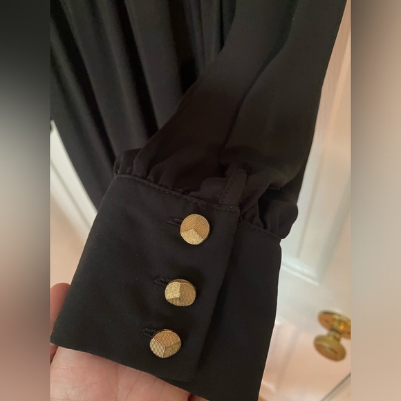 Cute open sleeve/open back dress - Picture 4 of 7